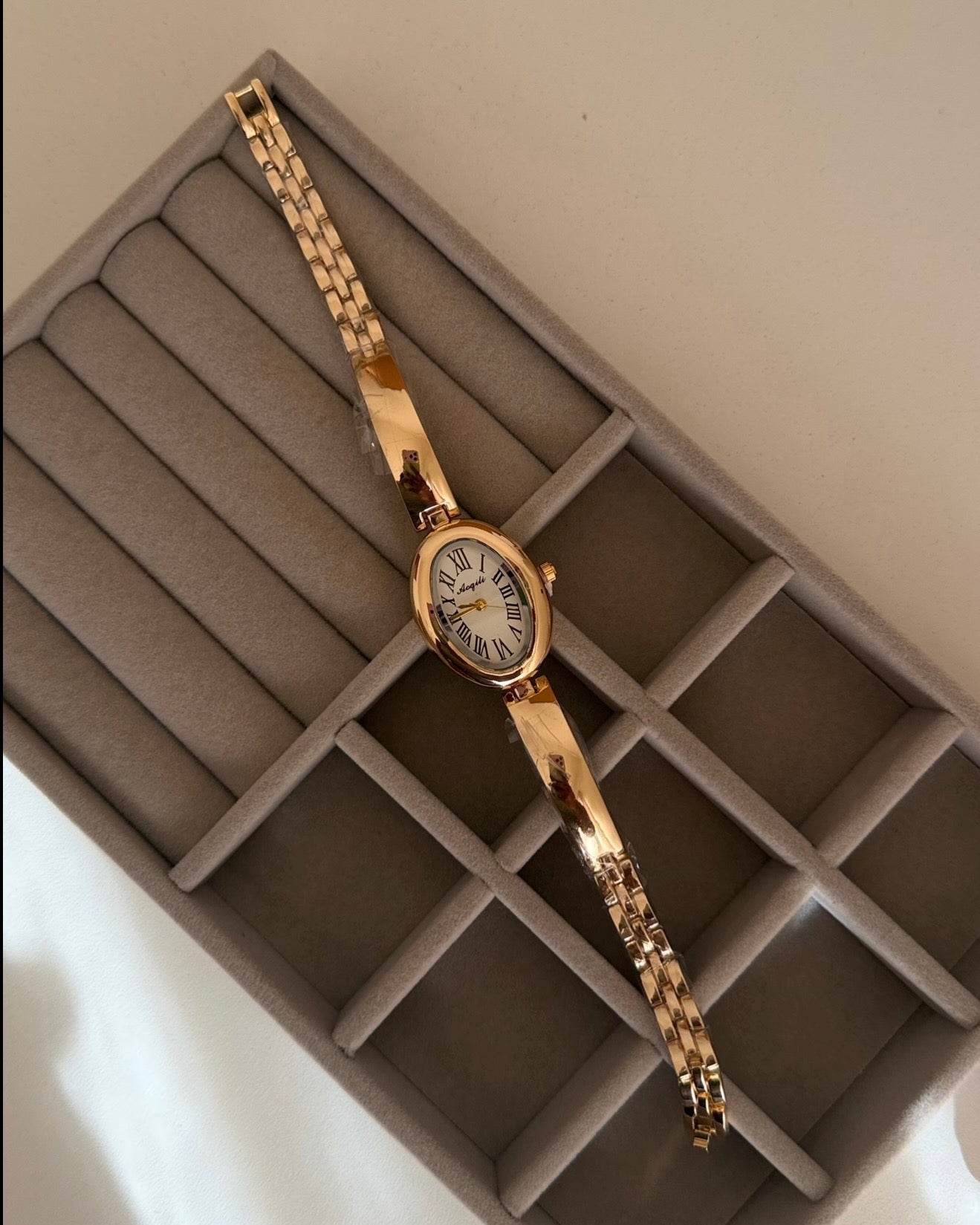 Plain Regalia Oval Watch