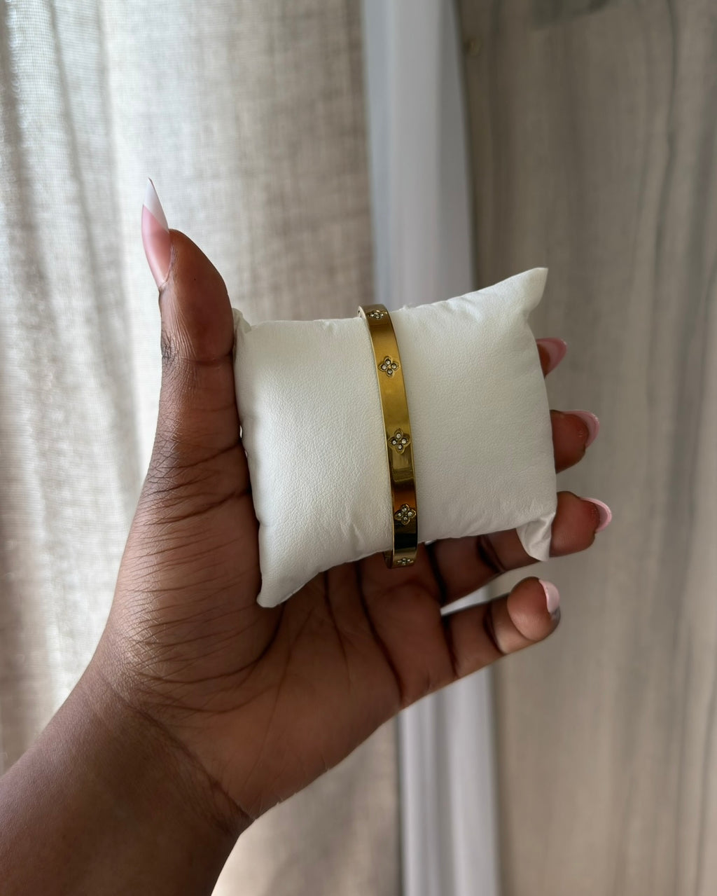Star Flower Bangle
