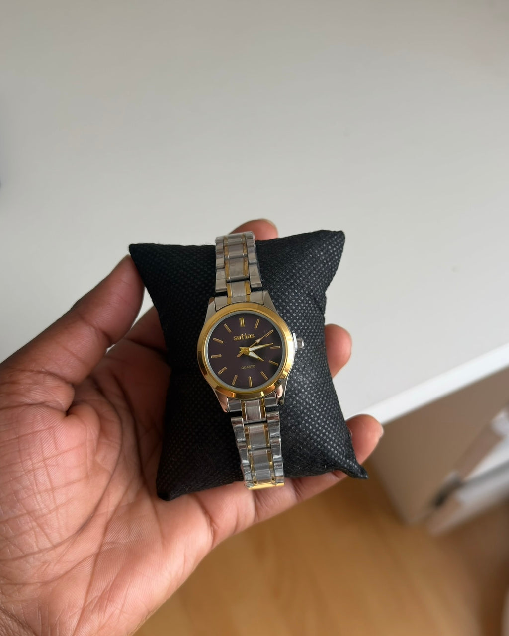 Signature Link Watch