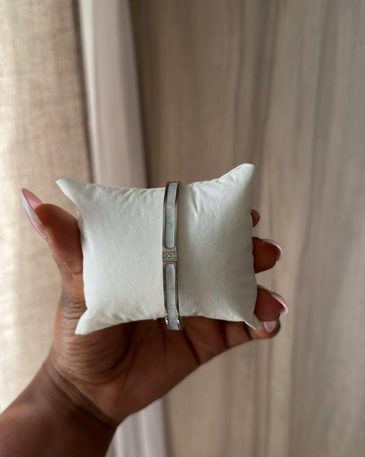 Shell Pearl Panel Bangle