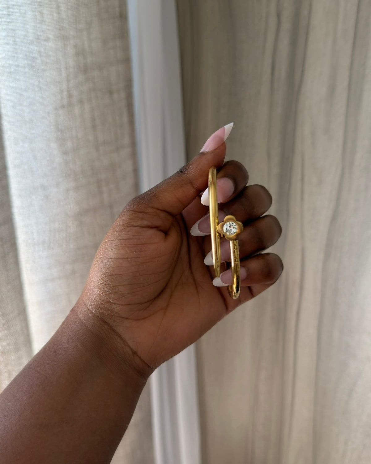 Flat Clover Nail Bangle