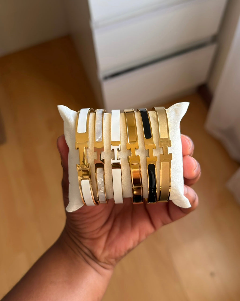 Slim H Bracelet