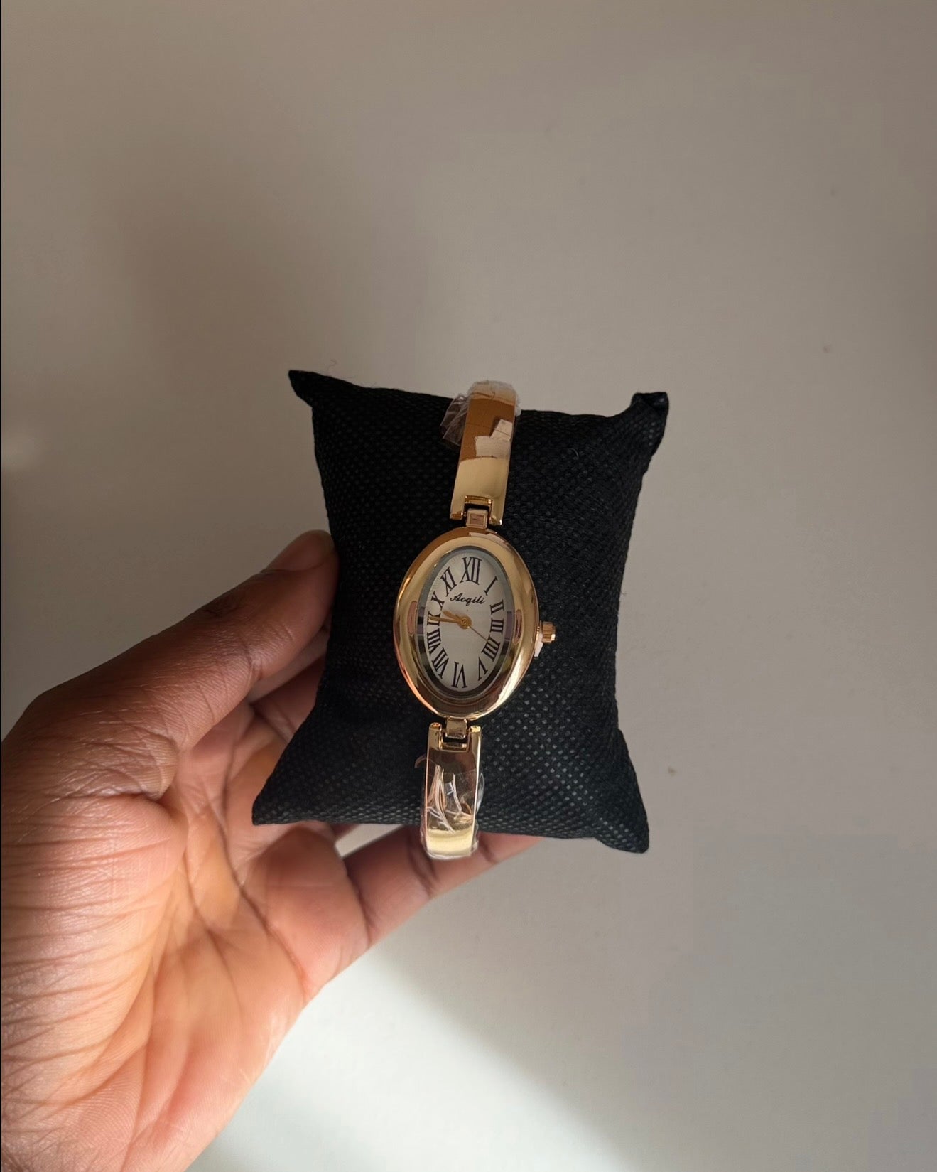 Plain Regalia Oval Watch