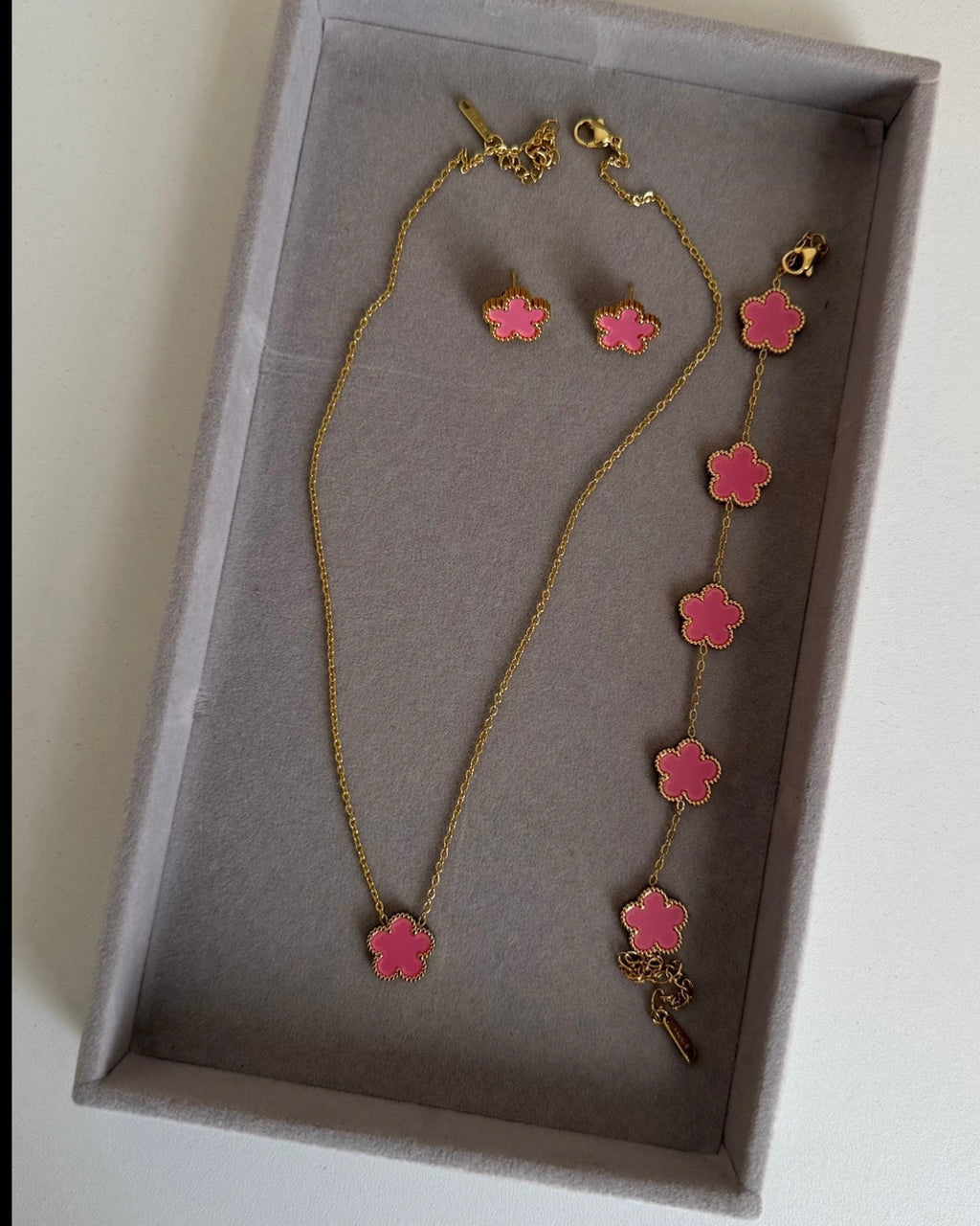 Classic Clover Pendant Set - Gold