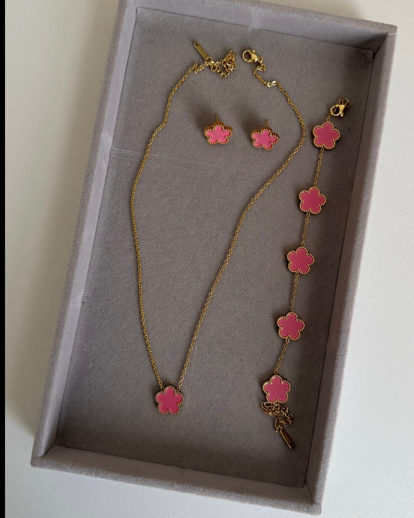 Classic Clover Pendant Set - Gold