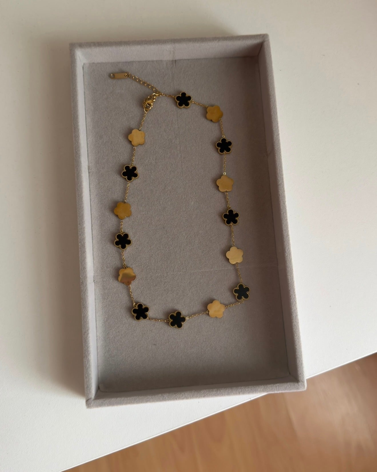 Classic Clover 15-Motif Necklace