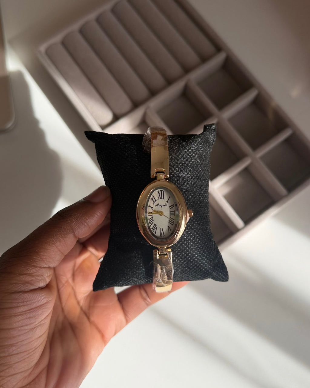 Plain Regalia Oval Watch