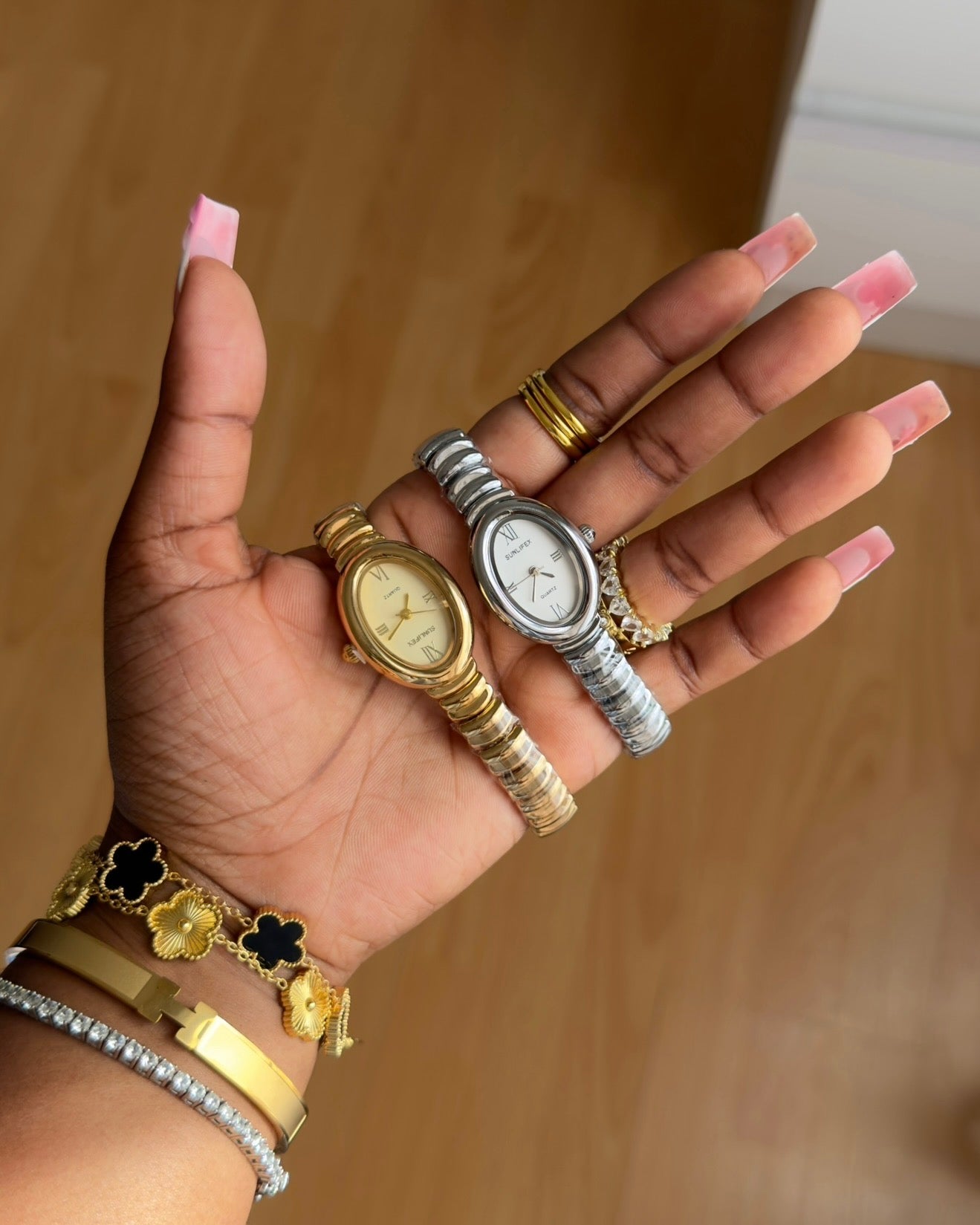 Luxe Oval Watch