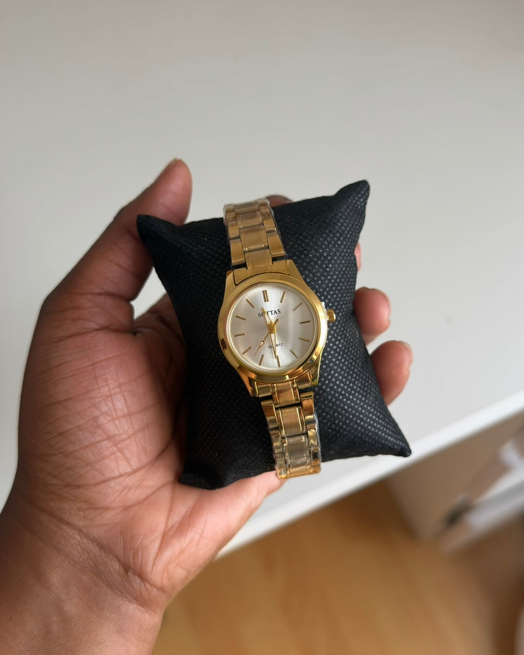 Signature Link Watch