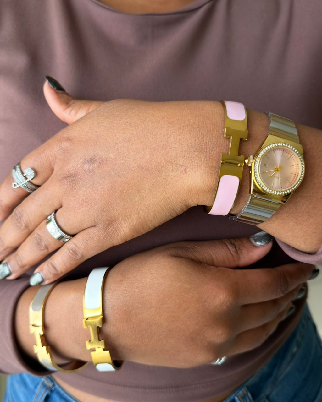 Thick H Bracelet