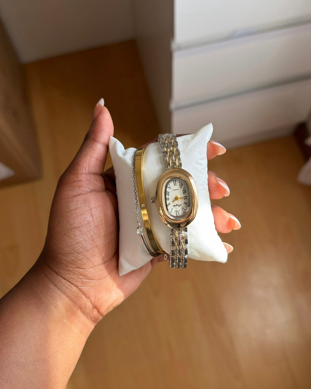 Elite Oval Watch