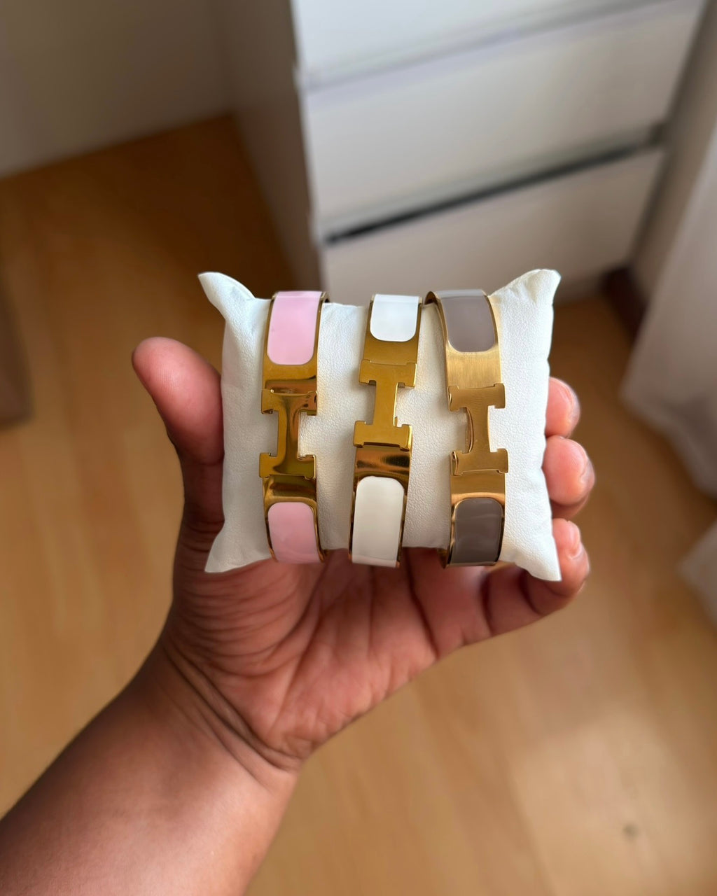 Thick H Bracelet