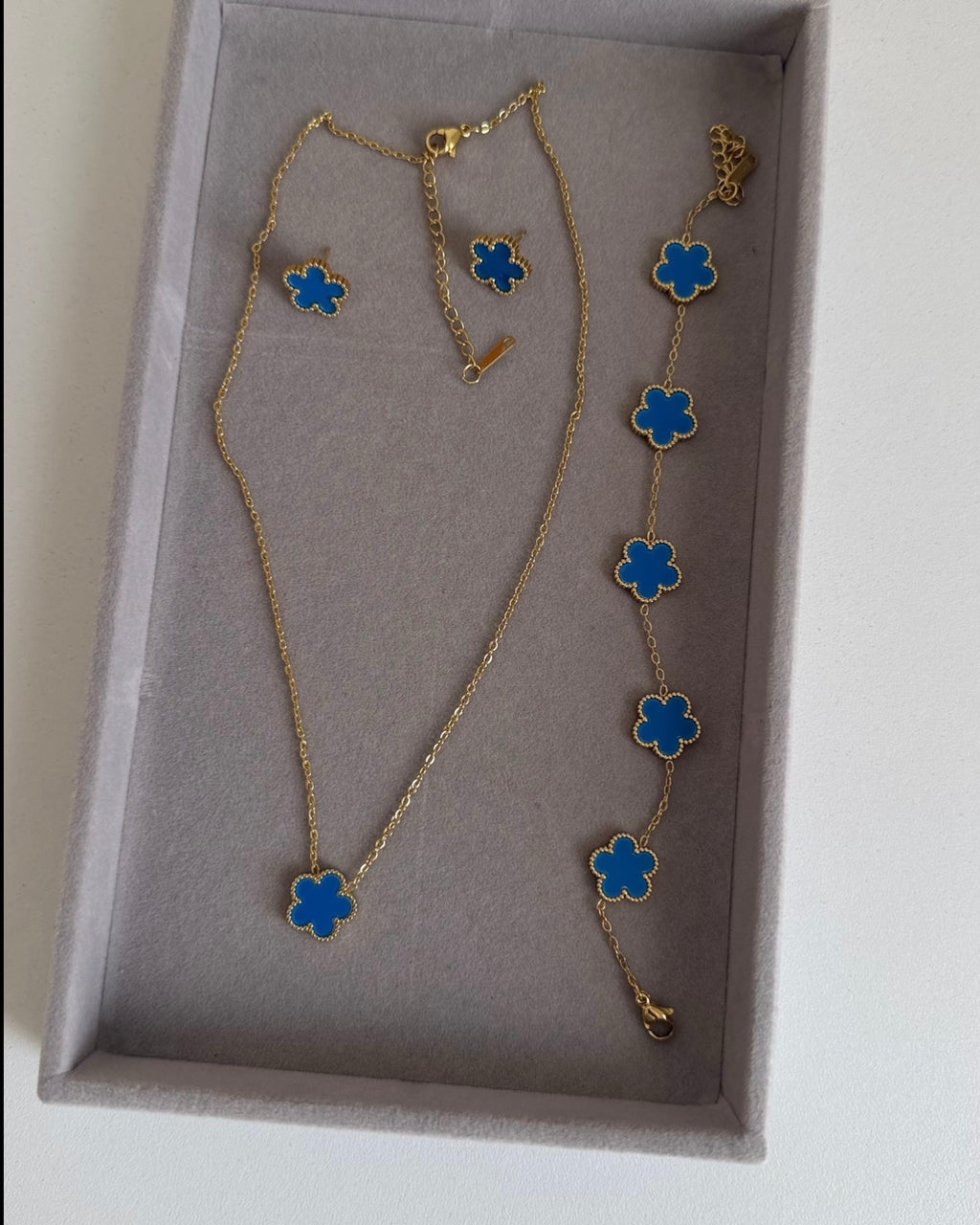 Classic Clover Pendant Set - Gold
