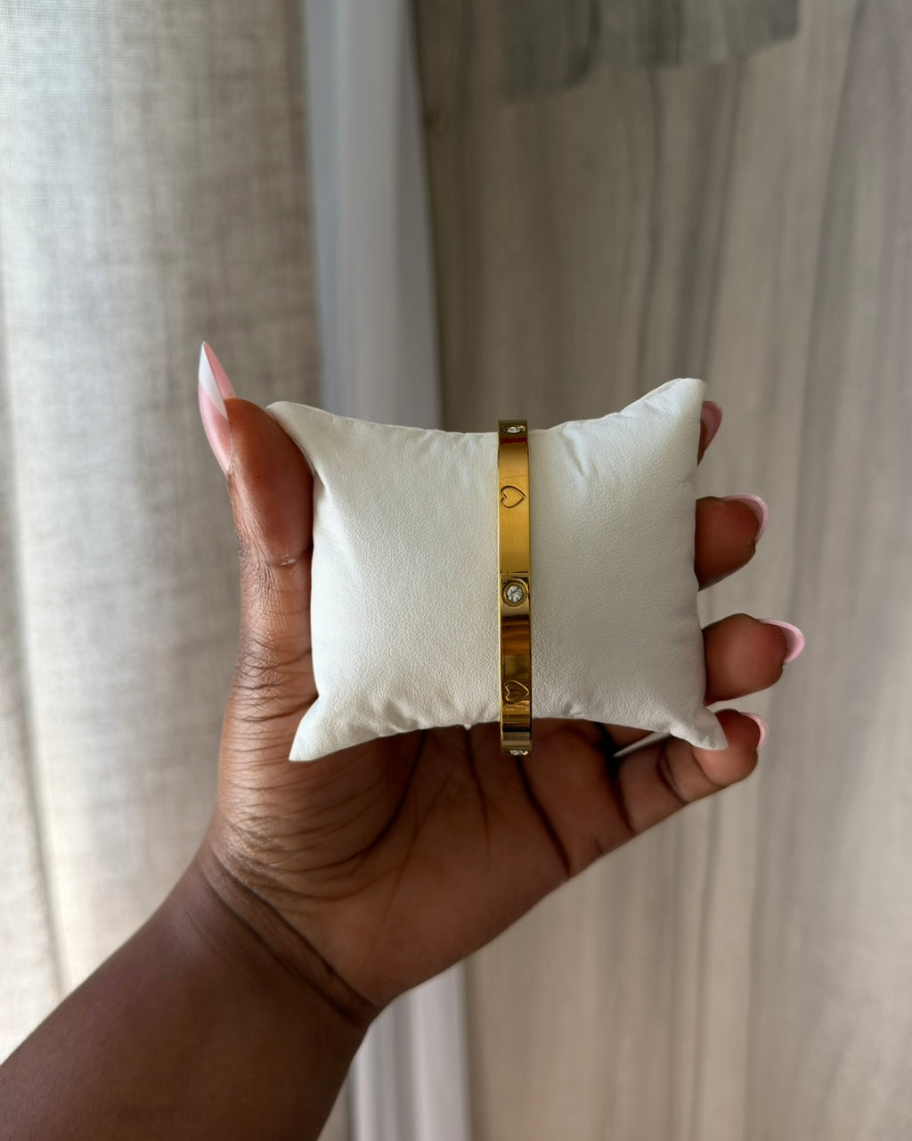Heart Love Bangle