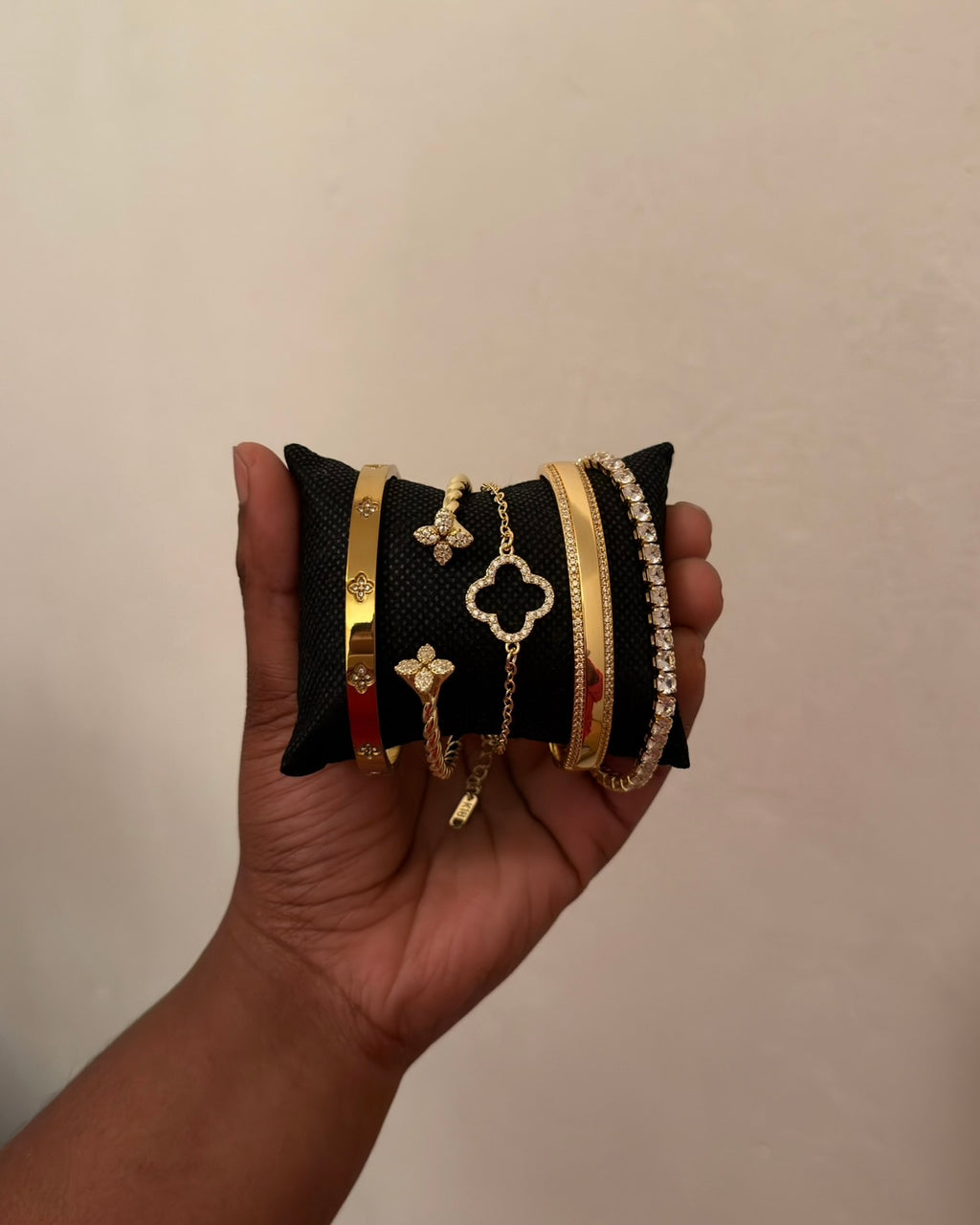Serene Motif 5pc Stack