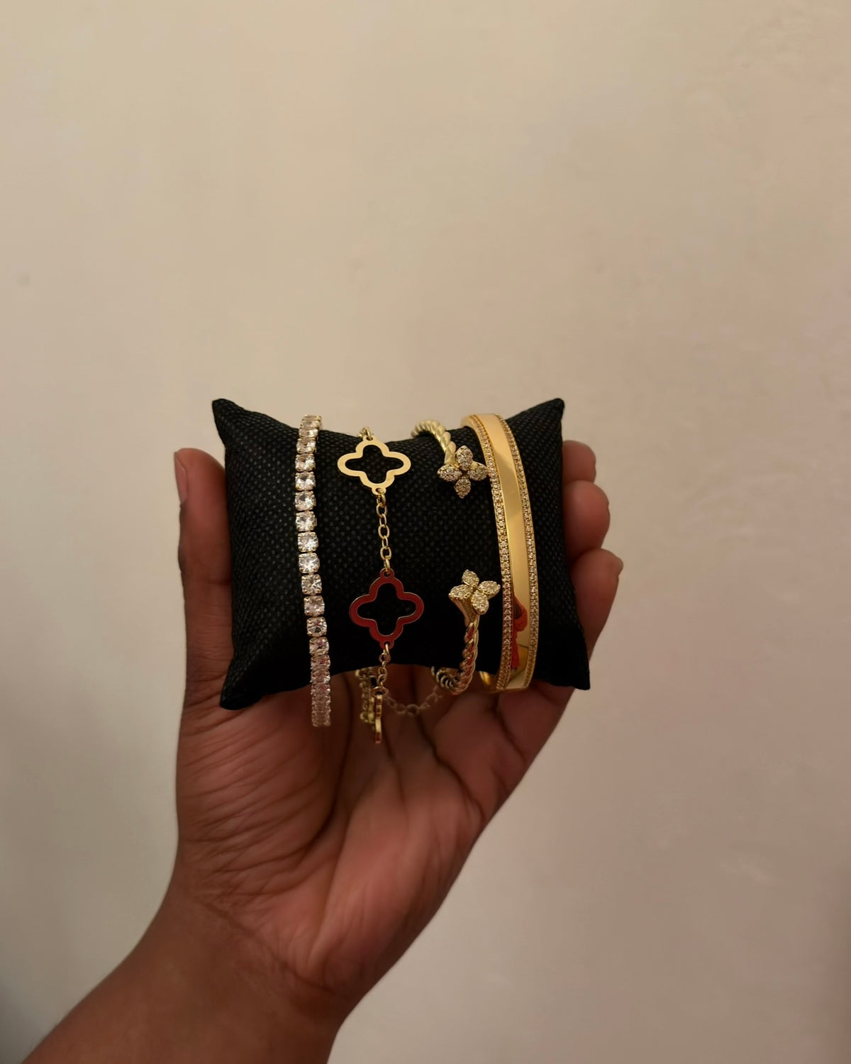 Fleur Motif 4pc Stack